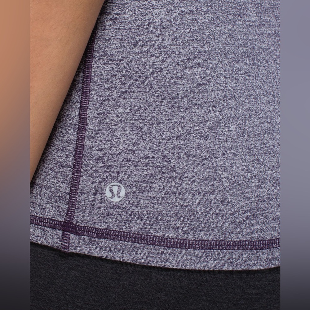 Lululemon Inspiration Tank Women’s Size 6 US‎ Purple Grape Built-In Bra - Picture 12 of 14